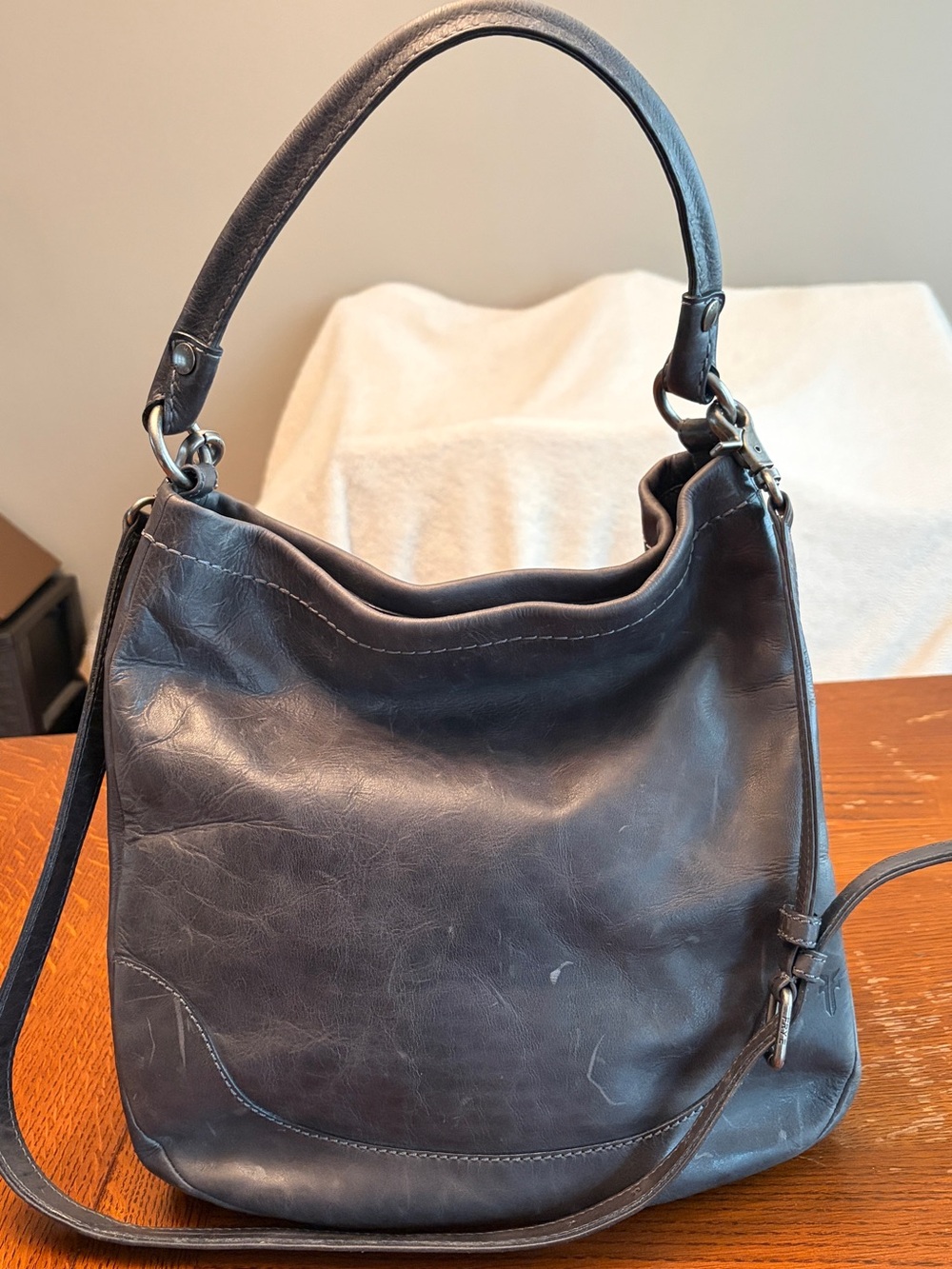 Frye Melissa Hobo - Carbon distressed leather